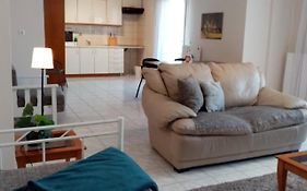 Apartment By The Beach With Amazing Sea View
